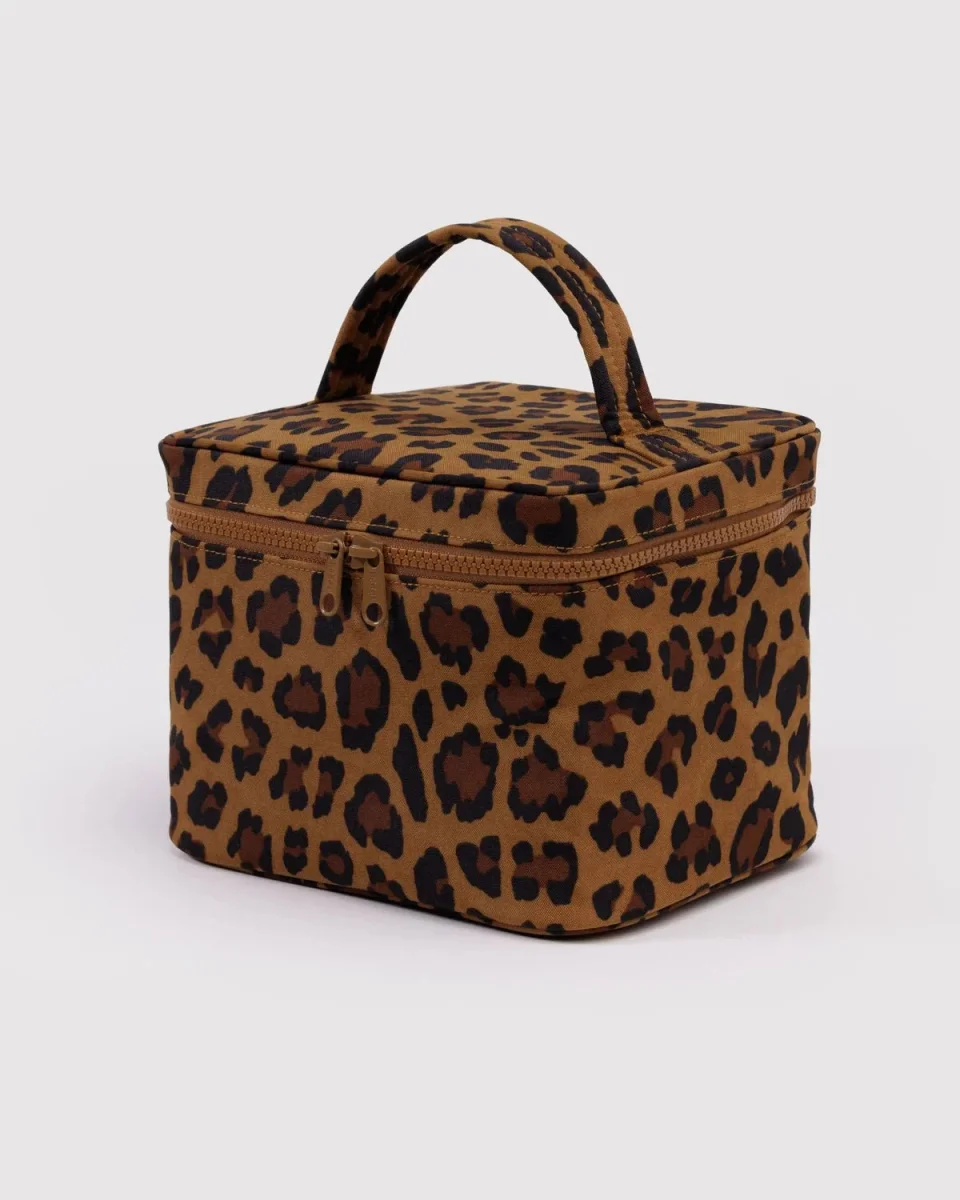 Baggu Large Cosmetic Case leopardikuosilla - Image 2